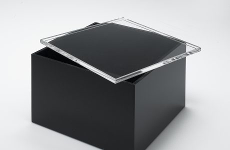 scatola luxury 15 x 15 x H 10 in plexiglass nero lucido con tappo trasparente