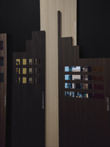 plexiglass specchiato color oro a decorazione di allestimenti fieristici di forte impatto